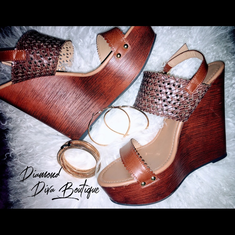 💎Platform Wedge Sandal with crochet design straps